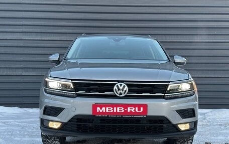 Volkswagen Tiguan II, 2020 год, 2 899 000 рублей, 5 фотография