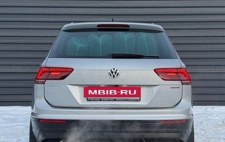 Volkswagen Tiguan II, 2020 год, 2 899 000 рублей, 11 фотография