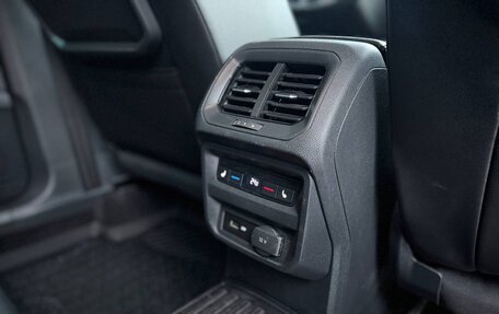 Volkswagen Tiguan II, 2020 год, 2 899 000 рублей, 38 фотография