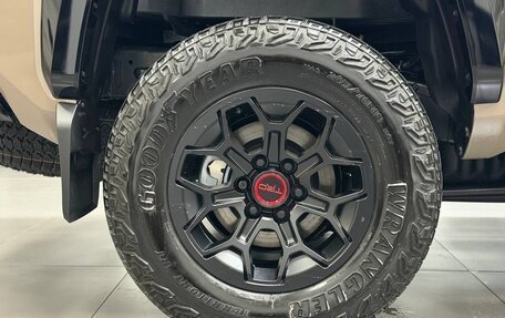 Toyota Tacoma, 2025 год, 10 990 000 рублей, 24 фотография