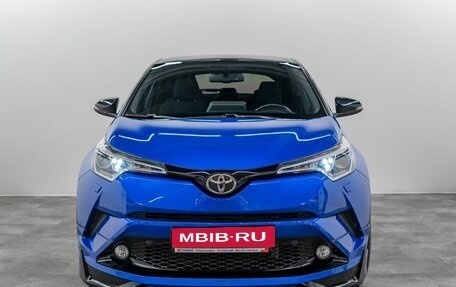 Toyota C-HR I рестайлинг, 2018 год, 2 480 000 рублей, 2 фотография