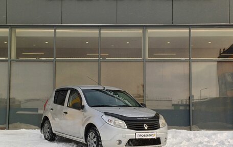 Renault Sandero I, 2013 год, 429 000 рублей, 2 фотография