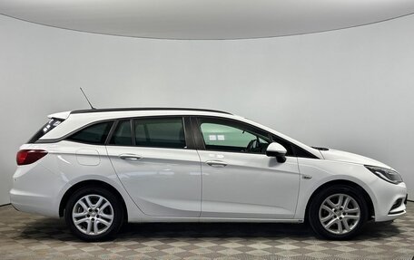 Opel Astra K, 2018 год, 1 590 000 рублей, 6 фотография