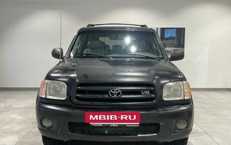 Toyota Sequoia II рестайлинг, 2002 год, 1 199 000 рублей, 2 фотография