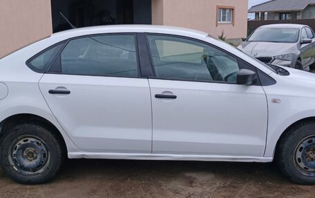 Volkswagen Polo VI (EU Market), 2014 год, 600 000 рублей, 3 фотография