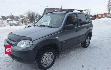 Chevrolet Niva I рестайлинг, 2013 год, 395 000 рублей, 3 фотография