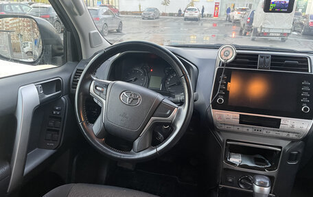 Toyota Land Cruiser Prado 150 рестайлинг 2, 2021 год, 5 810 000 рублей, 15 фотография