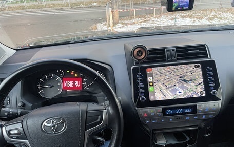 Toyota Land Cruiser Prado 150 рестайлинг 2, 2021 год, 5 810 000 рублей, 14 фотография