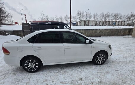 Volkswagen Polo VI (EU Market), 2012 год, 550 000 рублей, 2 фотография
