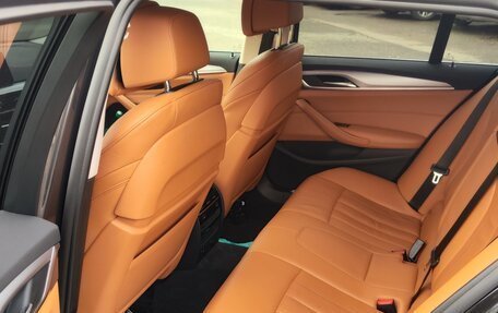 BMW 5 серия, 2017 год, 3 175 000 рублей, 8 фотография