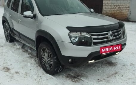 Renault Duster I рестайлинг, 2012 год, 955 000 рублей, 2 фотография