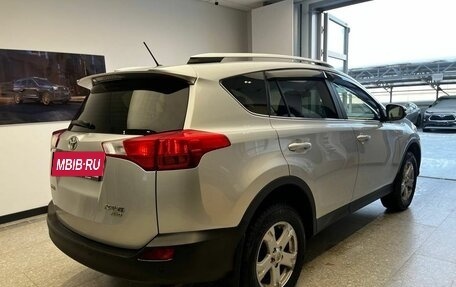 Toyota RAV4, 2013 год, 2 050 000 рублей, 4 фотография