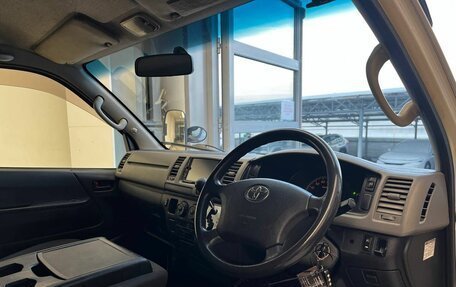 Toyota HiAce H200, 2011 год, 2 205 000 рублей, 8 фотография