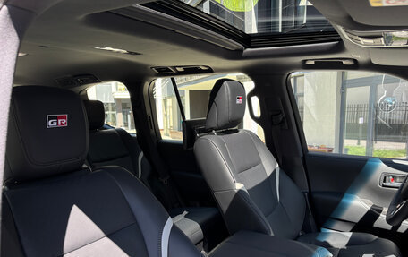 Toyota Land Cruiser, 2025 год, 13 490 000 рублей, 19 фотография