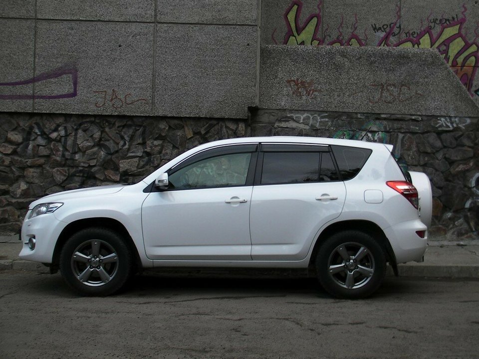 Toyota RAV4 CA30 рестайлинг, 2012 год, 400 000 рублей, 9 фотография