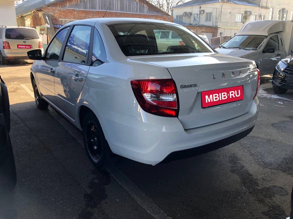 ВАЗ (LADA) Granta I рестайлинг, 2023 год, 300 000 рублей, 3 фотография