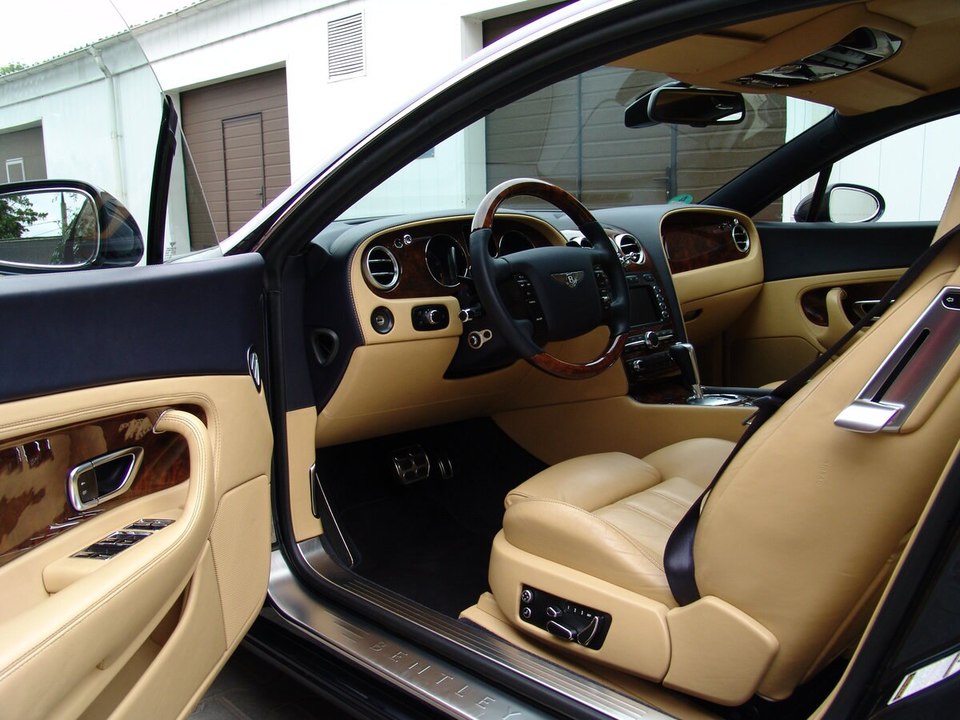 Bentley Continental GT, 2009 год, 700 000 рублей, 16 фотография