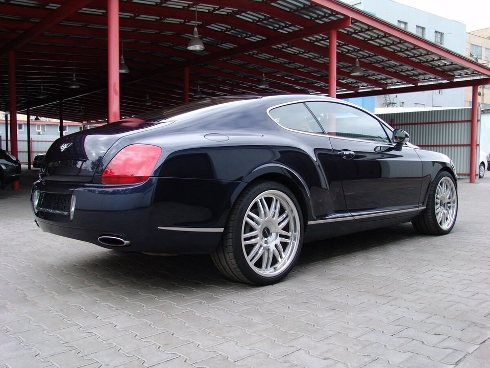 Bentley Continental GT, 2009 год, 700 000 рублей, 8 фотография