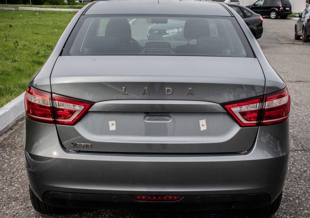 ВАЗ (LADA) Vesta I, 2023 год, 320 000 рублей, 6 фотография