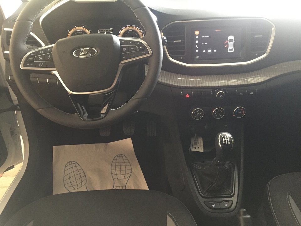 ВАЗ (LADA) Vesta I, 2023 год, 350 000 рублей, 10 фотография