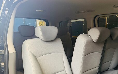 Hyundai H-1 II рестайлинг, 2021 год, 3 369 000 рублей, 10 фотография