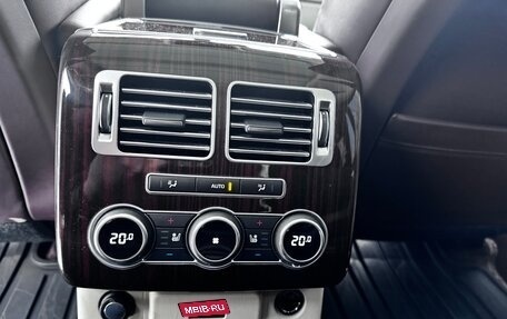 Land Rover Range Rover IV рестайлинг, 2015 год, 6 500 000 рублей, 19 фотография