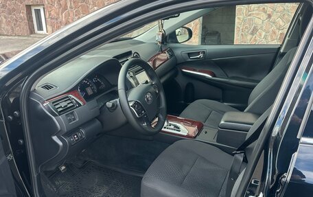 Toyota Camry, 2013 год, 1 800 000 рублей, 4 фотография