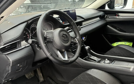 Mazda 6, 2019 год, 1 980 000 рублей, 11 фотография