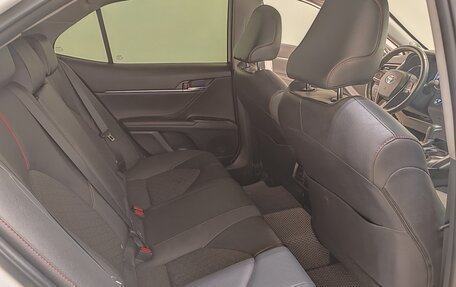 Toyota Camry, 2021 год, 3 200 000 рублей, 14 фотография