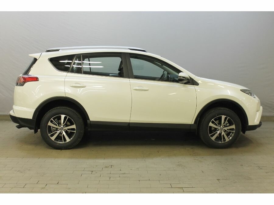 Toyota RAV4 CA40 рестайлинг, 2017 год, 440 000 рублей, 6 фотография