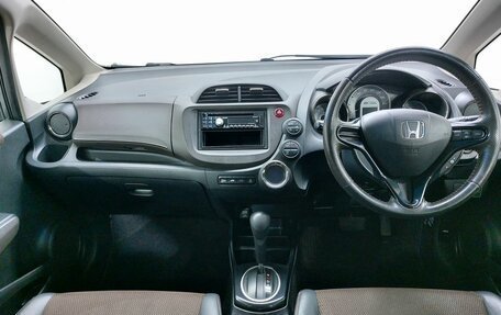 Honda Fit Shuttle I рестайлинг, 2012 год, 999 000 рублей, 11 фотография