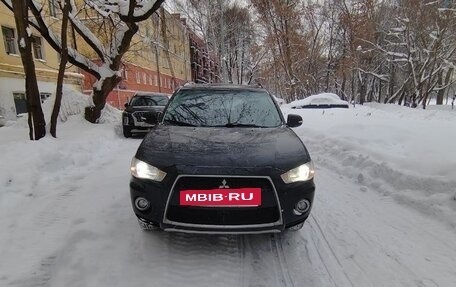 Mitsubishi Outlander III рестайлинг 3, 2010 год, 1 450 000 рублей, 5 фотография