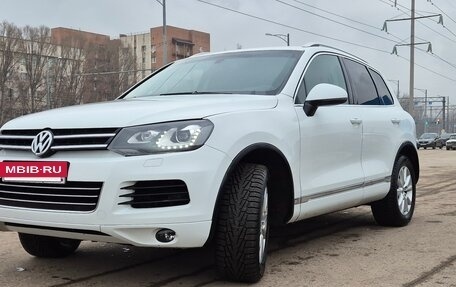 Volkswagen Touareg III, 2013 год, 1 900 000 рублей, 2 фотография