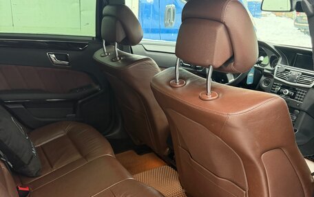 Mercedes-Benz E-Класс, 2011 год, 1 690 000 рублей, 6 фотография