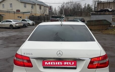 Mercedes-Benz E-Класс, 2011 год, 1 690 000 рублей, 19 фотография