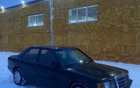 Mercedes-Benz 190 (W201), 1985 год, 200 000 рублей, 15 фотография