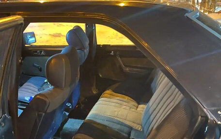 Mercedes-Benz 190 (W201), 1985 год, 200 000 рублей, 18 фотография