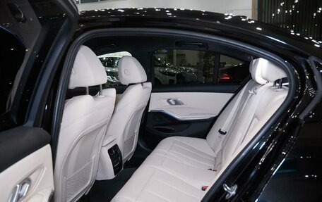 BMW 3 серия, 2021 год, 3 750 000 рублей, 32 фотография