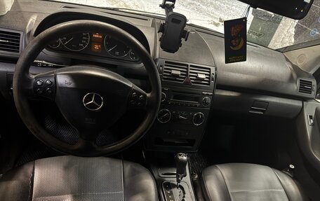 Mercedes-Benz A-Класс, 2010 год, 670 000 рублей, 5 фотография