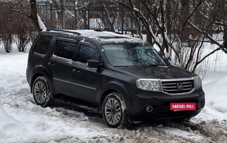 Honda Pilot III рестайлинг, 2013 год, 2 800 000 рублей, 14 фотография