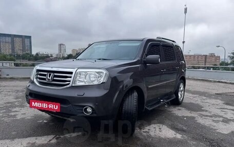 Honda Pilot III рестайлинг, 2013 год, 2 800 000 рублей, 12 фотография