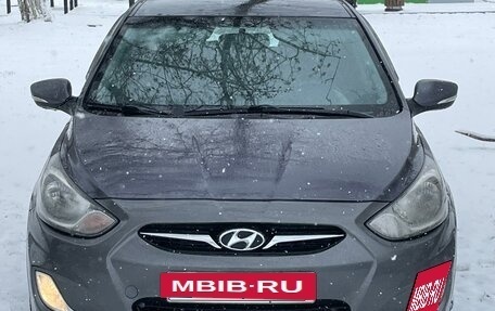 Hyundai Solaris II рестайлинг, 2011 год, 749 000 рублей, 2 фотография