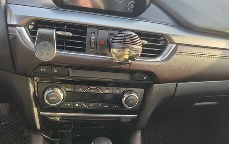 Mazda 6, 2015 год, 2 370 000 рублей, 31 фотография