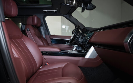 Land Rover Range Rover IV рестайлинг, 2025 год, 25 000 000 рублей, 19 фотография