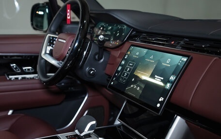 Land Rover Range Rover IV рестайлинг, 2025 год, 25 000 000 рублей, 18 фотография