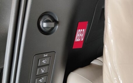 Lexus LM, 2025 год, 18 890 000 рублей, 18 фотография