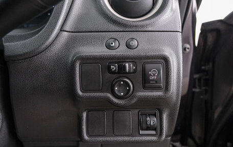 Nissan Note II рестайлинг, 2013 год, 899 000 рублей, 18 фотография