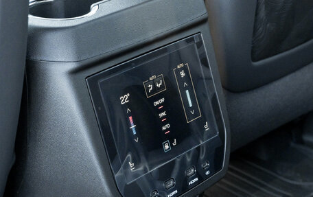 GMC Yukon IV, 2025 год, 21 983 156 рублей, 13 фотография