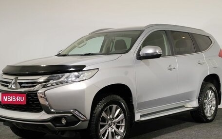 Mitsubishi Pajero Sport III рестайлинг, 2018 год, 2 500 000 рублей, 1 фотография