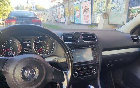 Volkswagen Golf VI, 2011 год, 900 000 рублей, 7 фотография
